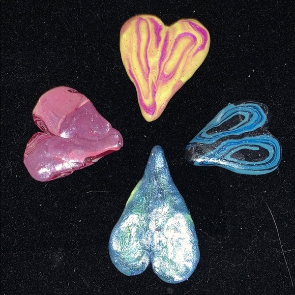Set o/4 Polymer Handmade Art Hearts-No 2 Are Alike - Picture 1 of 6
